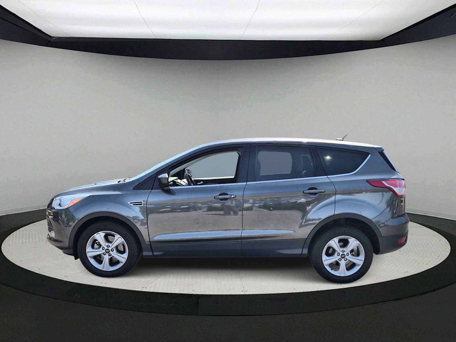 Used 2015 Ford Escape SE AWD/4WD image 5