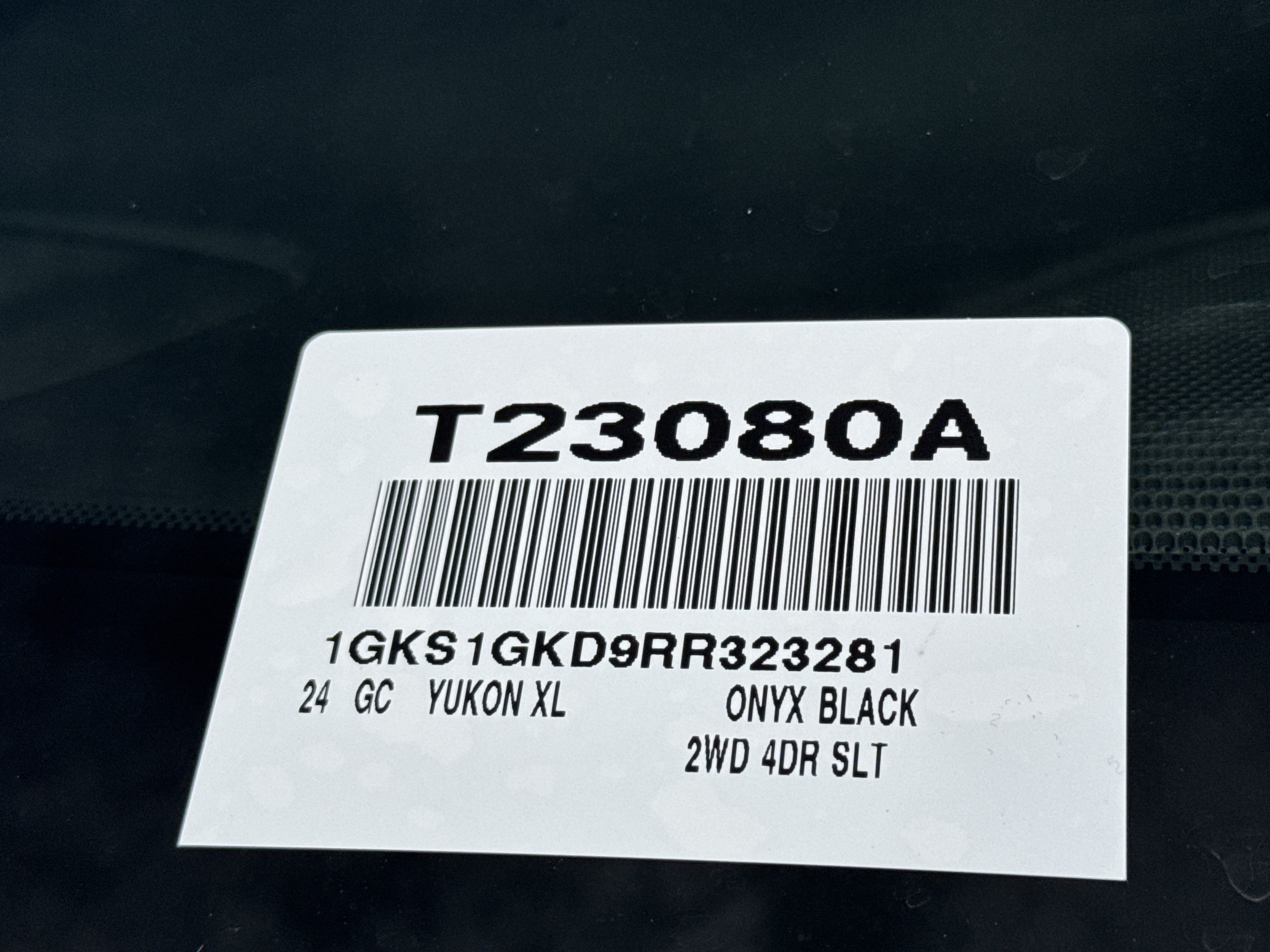 Used 2024 GMC Yukon XL SLT w/ SLT Luxury Package RWD image 42