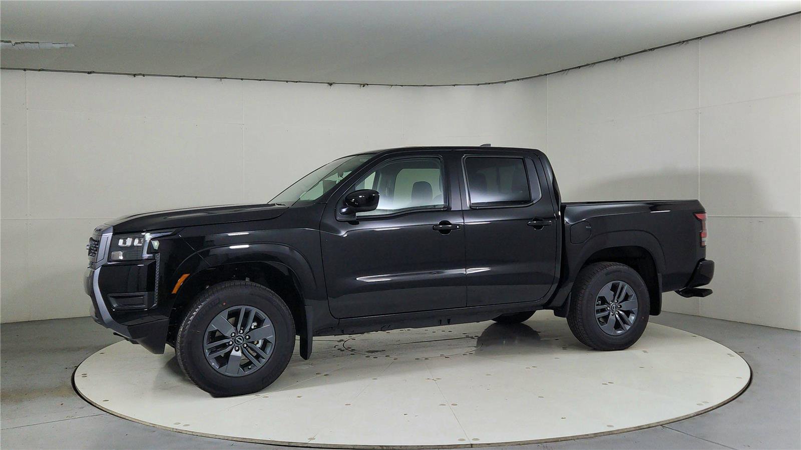 New 2026 Nissan Frontier SV image 3