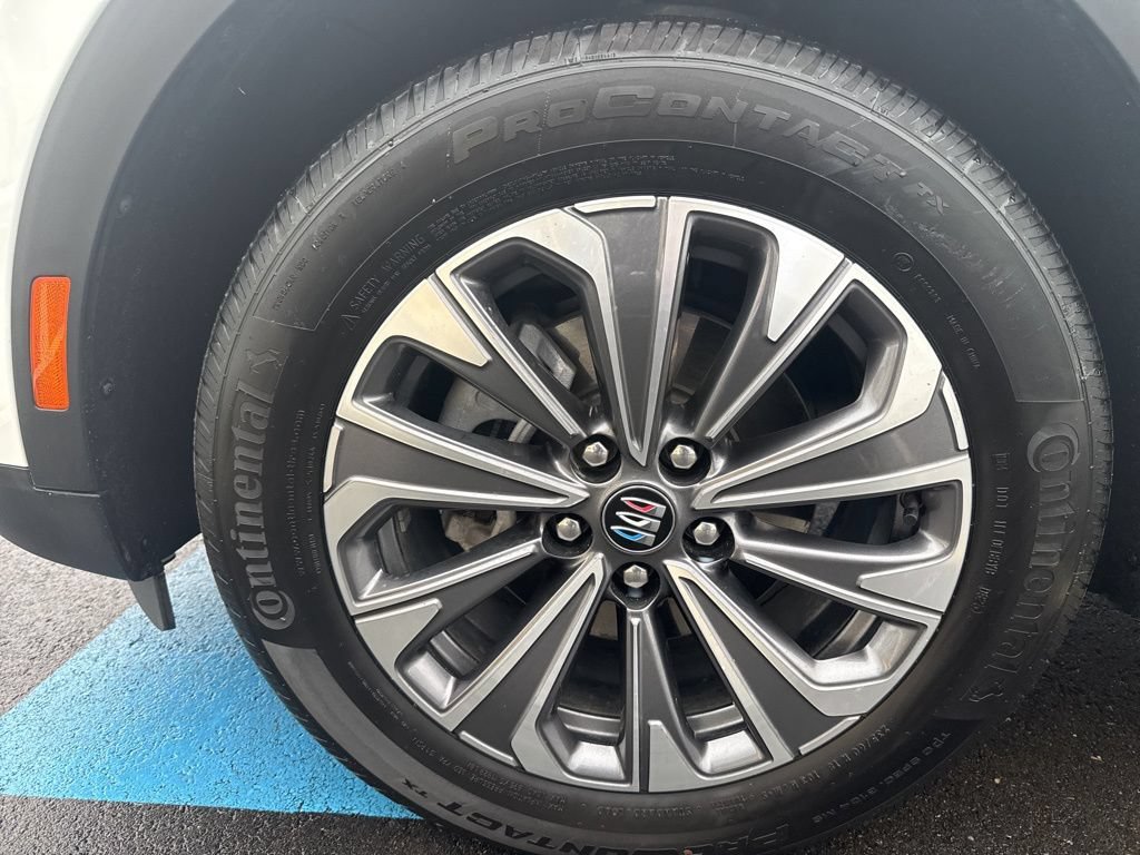Used 2025 Buick Envision Preferred AWD/4WD image 11