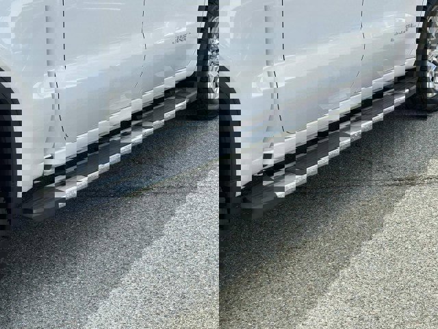 Used 2021 GMC Sierra 1500 Denali w/ Driver Alert Package II image 9