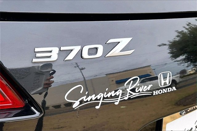 Used 2010 Nissan 370Z Touring image 22