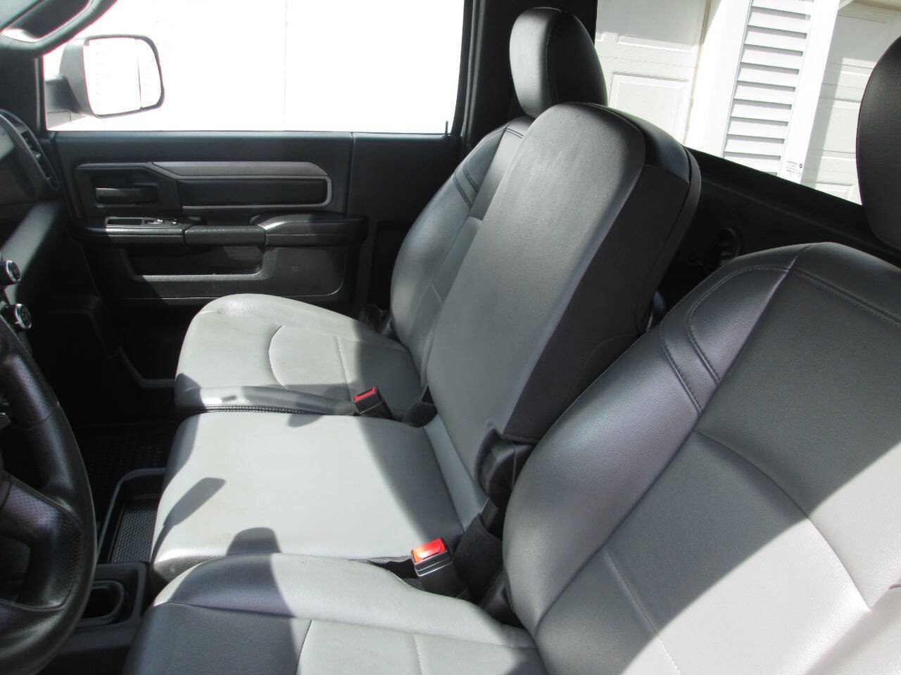 Used 2022 RAM 3500 Tradesman image 20