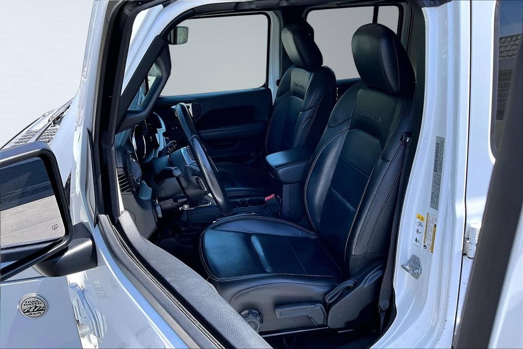 Certified 2019 Jeep Wrangler Unlimited Sahara AWD/4WD image 3