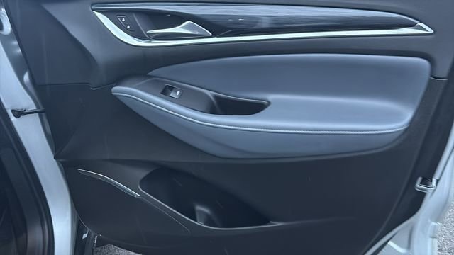 Used 2019 Buick Enclave Essence image 35