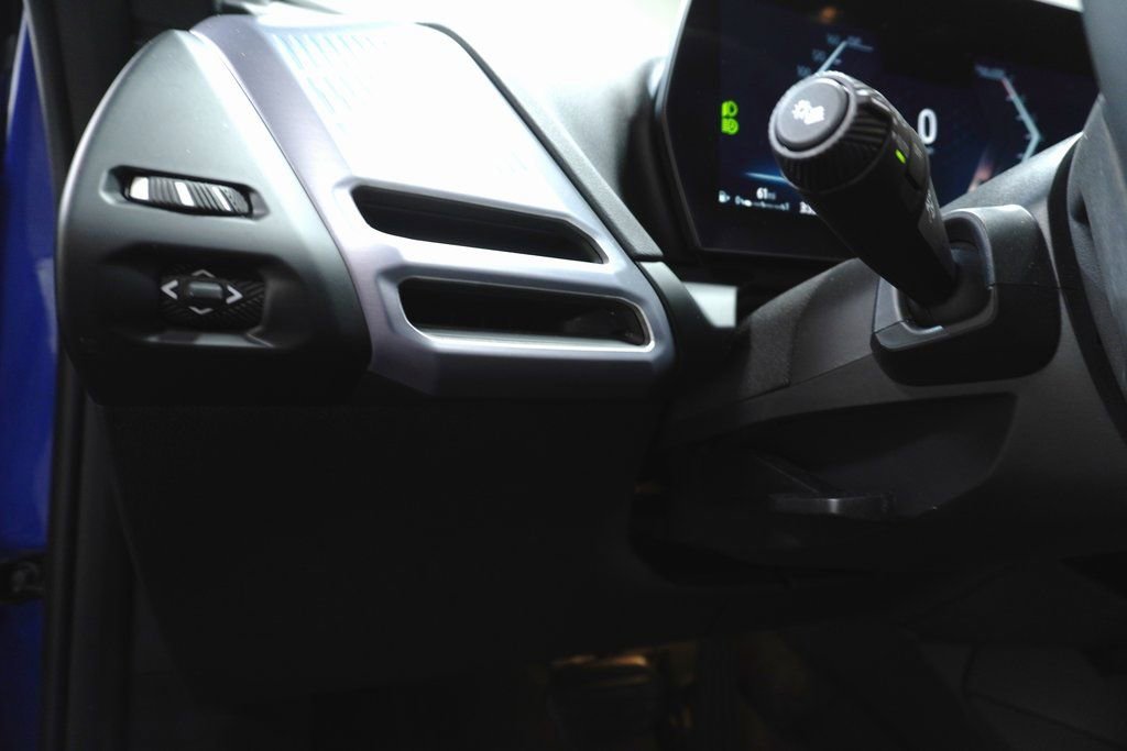 Certified 2025 BMW 228i xDrive w/ Premium Package image 22