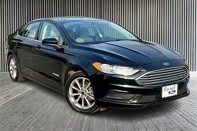 Used 2017 Ford Fusion S image 11