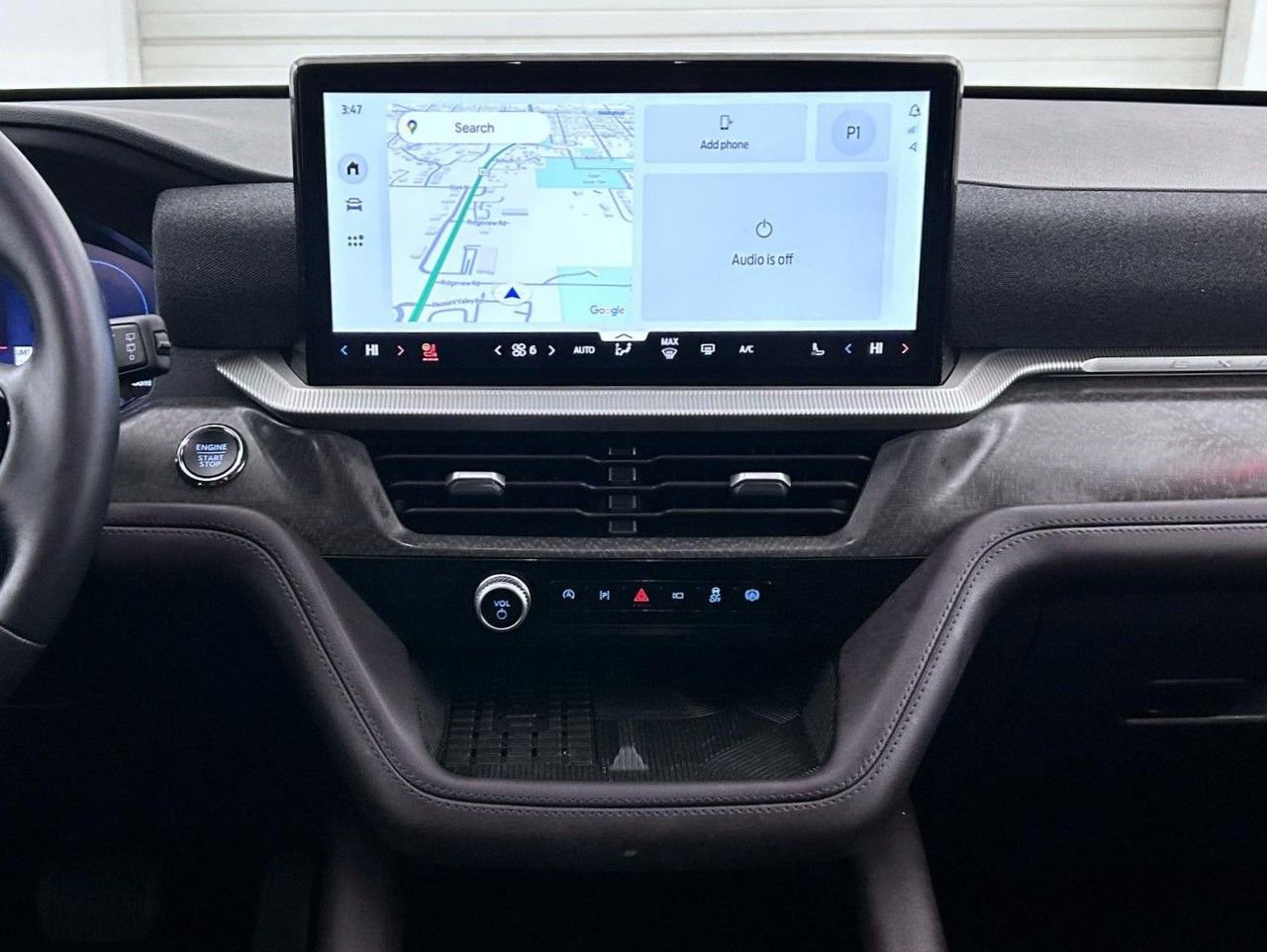 Used 2025 Ford Explorer Platinum w/ LUX Leather Package image 12