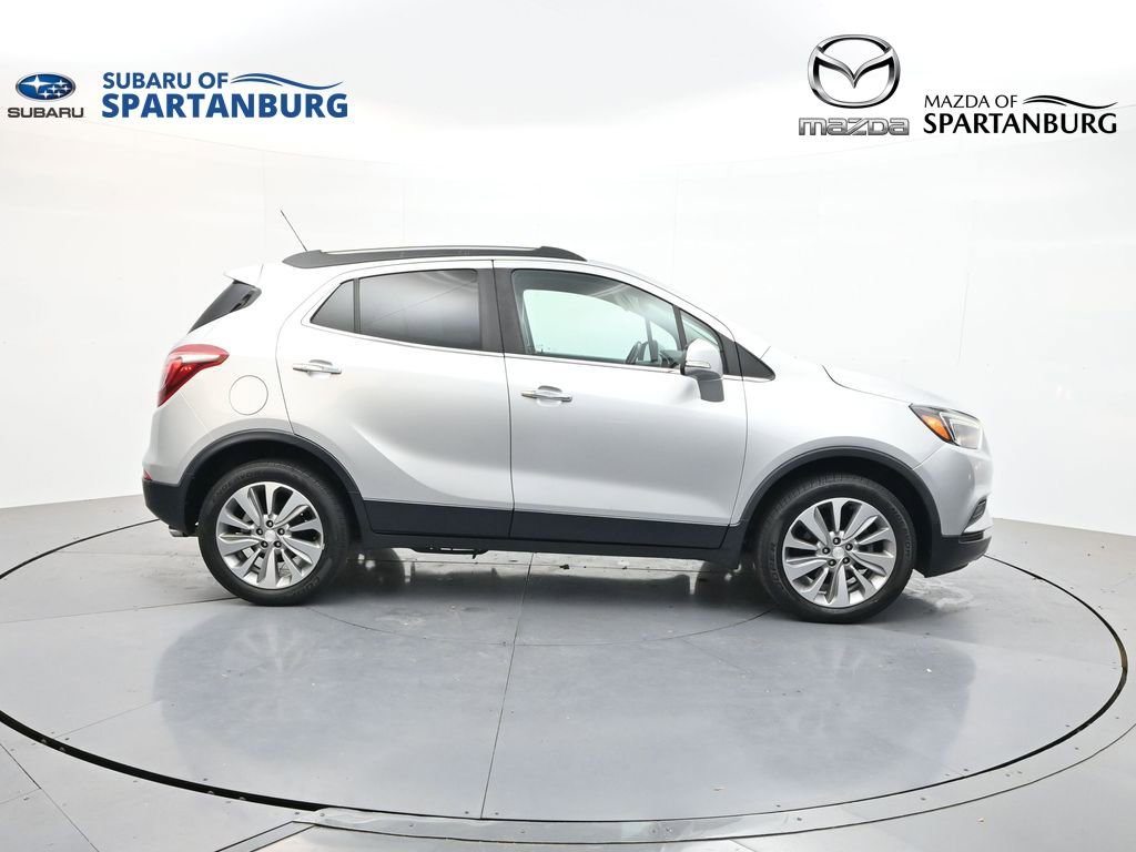 Used 2018 Buick Encore Preferred AWD/4WD image 9