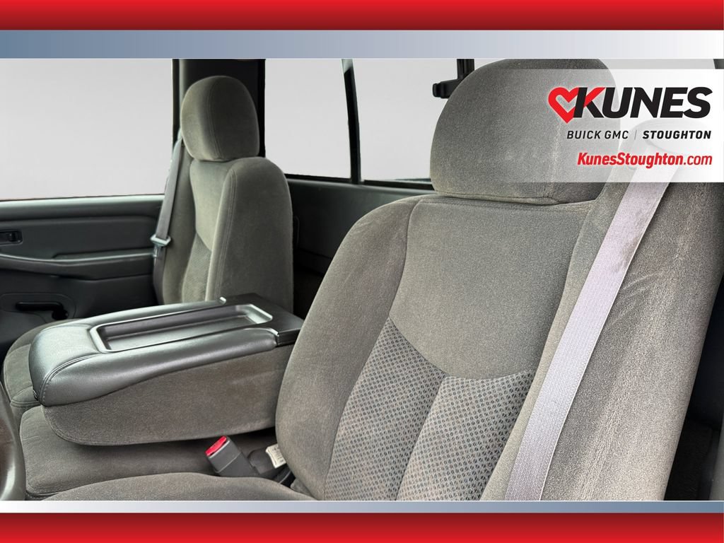 Used 2006 Chevrolet Silverado 1500 W/T AWD/4WD image 19
