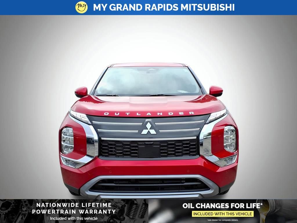 New 2025 Mitsubishi Outlander SE video 2