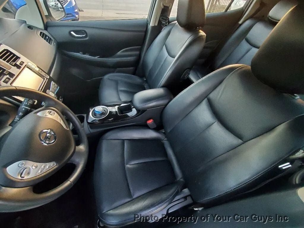 Used 2015 Nissan Leaf SL w/ Premium Package FWD image 22