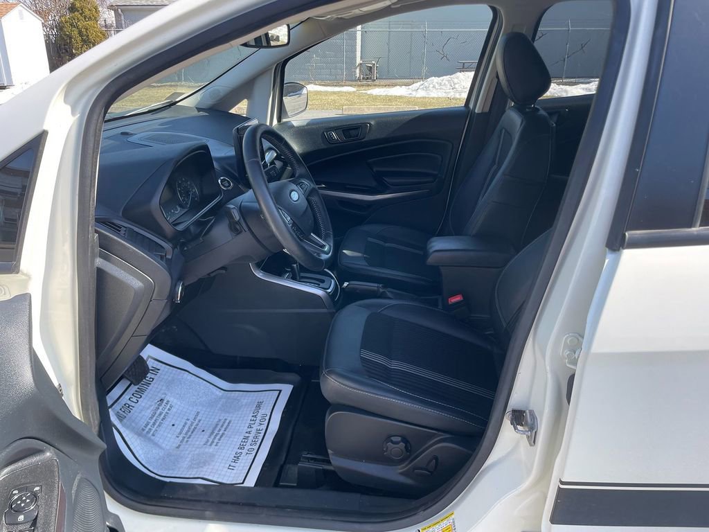 Used 2021 Ford EcoSport SES image 12