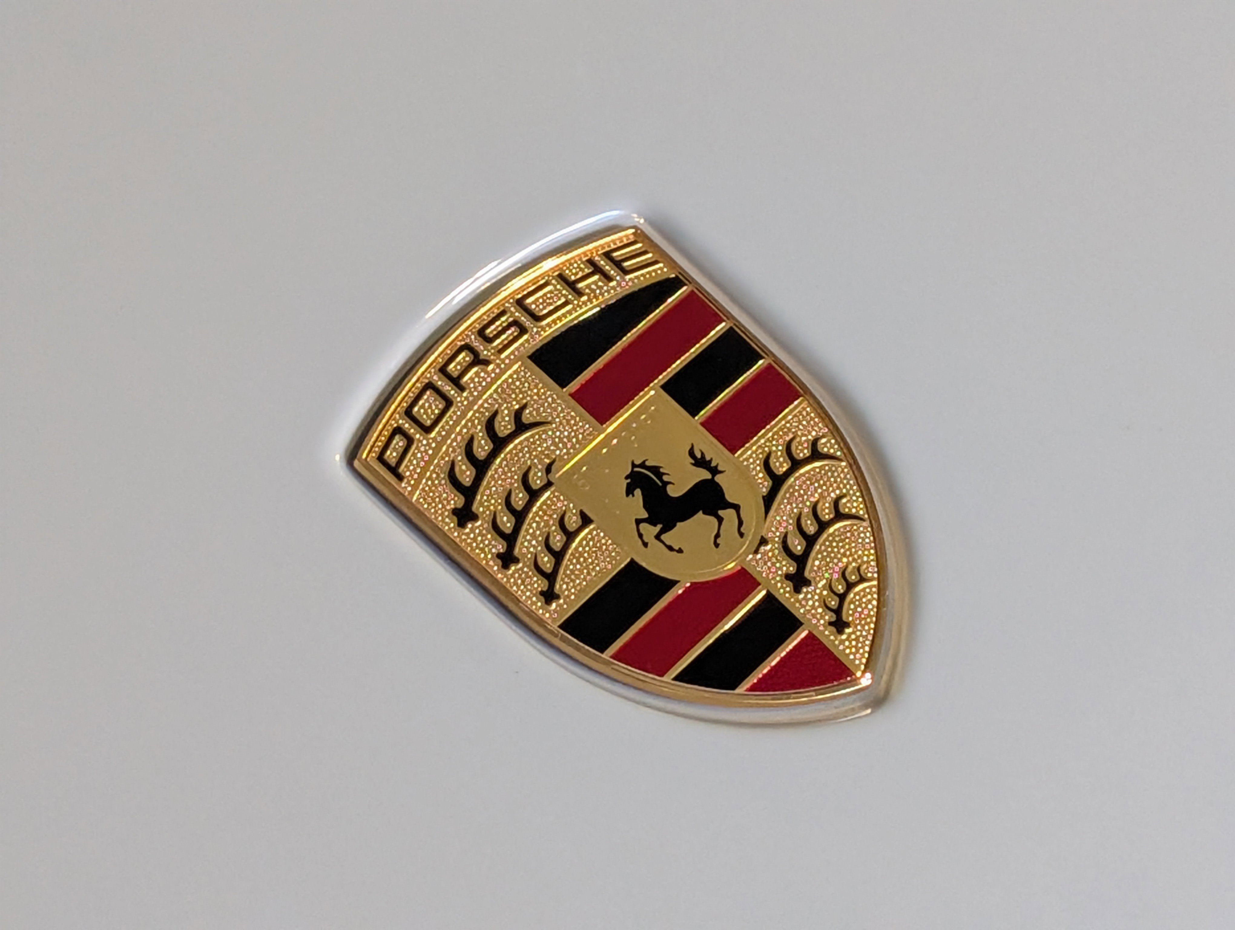 Certified 2024 Porsche Macan S image 16