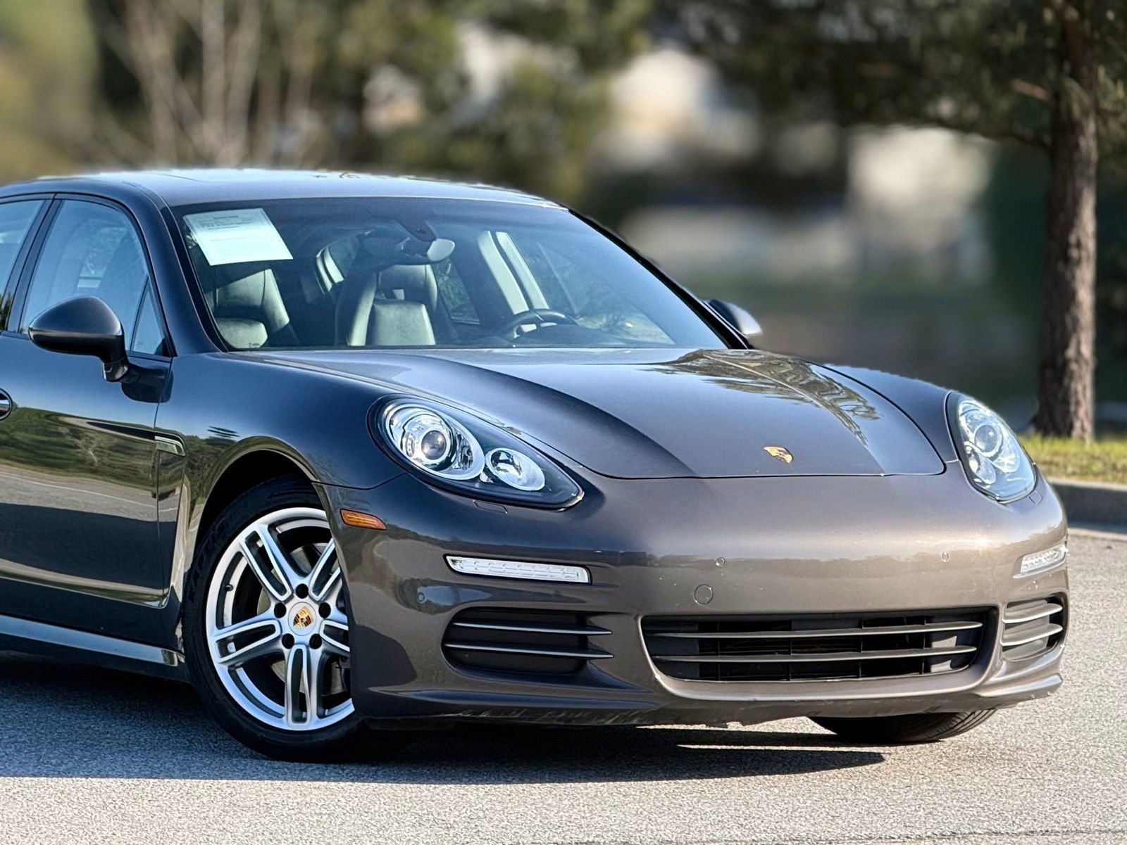 Used 2015 Porsche Panamera 4 image 47