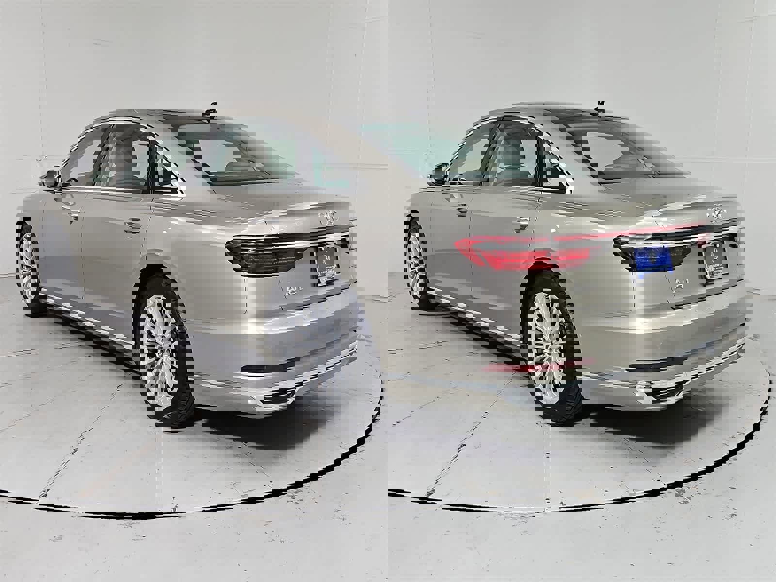 Used 2020 Audi A8 L 4.0T image 4