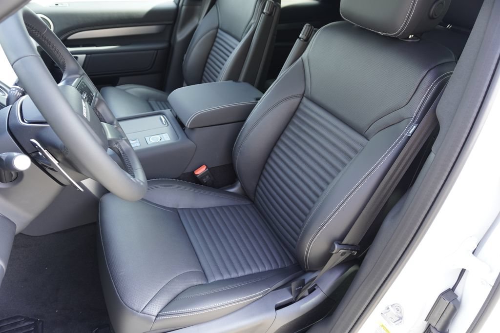 New 2026 Land Rover Discovery Dynamic SE AWD/4WD image 20