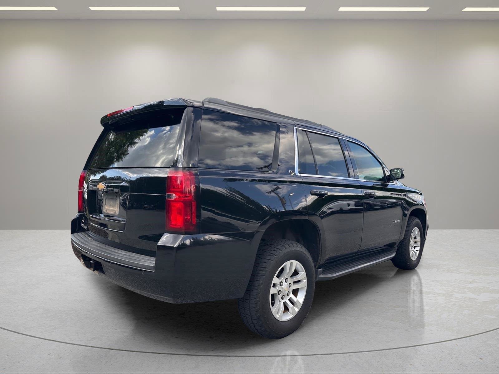 Used 2019 Chevrolet Tahoe LT AWD/4WD image 14
