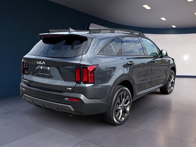 Certified 2023 Kia Sorento X-Line EX AWD/4WD image 5