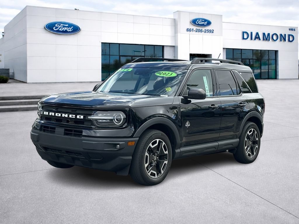 Used 2023 Ford Bronco Sport Outer Banks w/ Tech Package AWD/4WD image 1