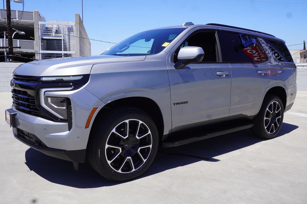 Used 2026 Chevrolet Tahoe RST RWD image 4