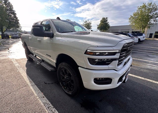 New 2026 RAM 2500 Laramie AWD/4WD image 8
