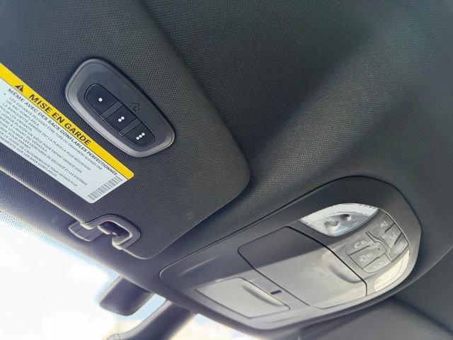 Used 2020 Chrysler Pacifica Touring-L w/ Advanced Safetytec Group image 31