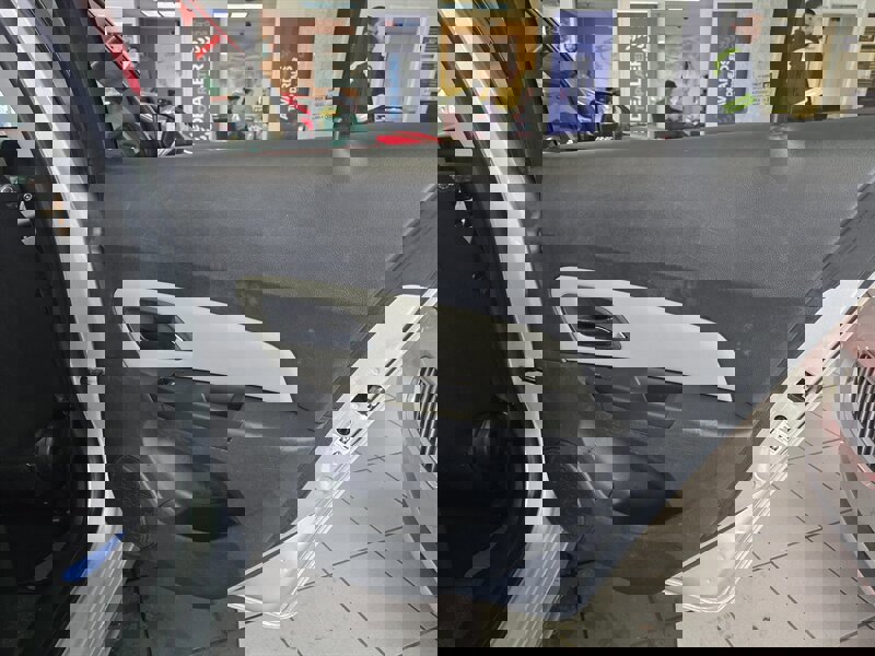 Used 2015 Chevrolet Cruze LS image 15