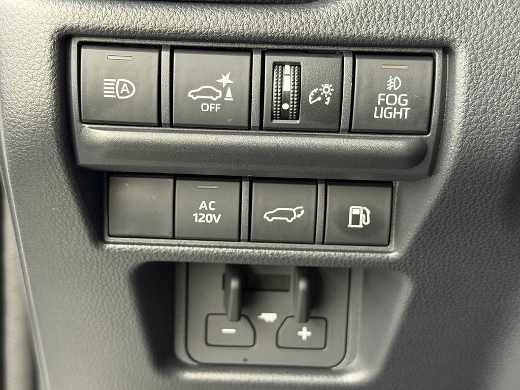 Used 2026 Toyota Land Cruiser w/ Premium Package AWD/4WD image 31