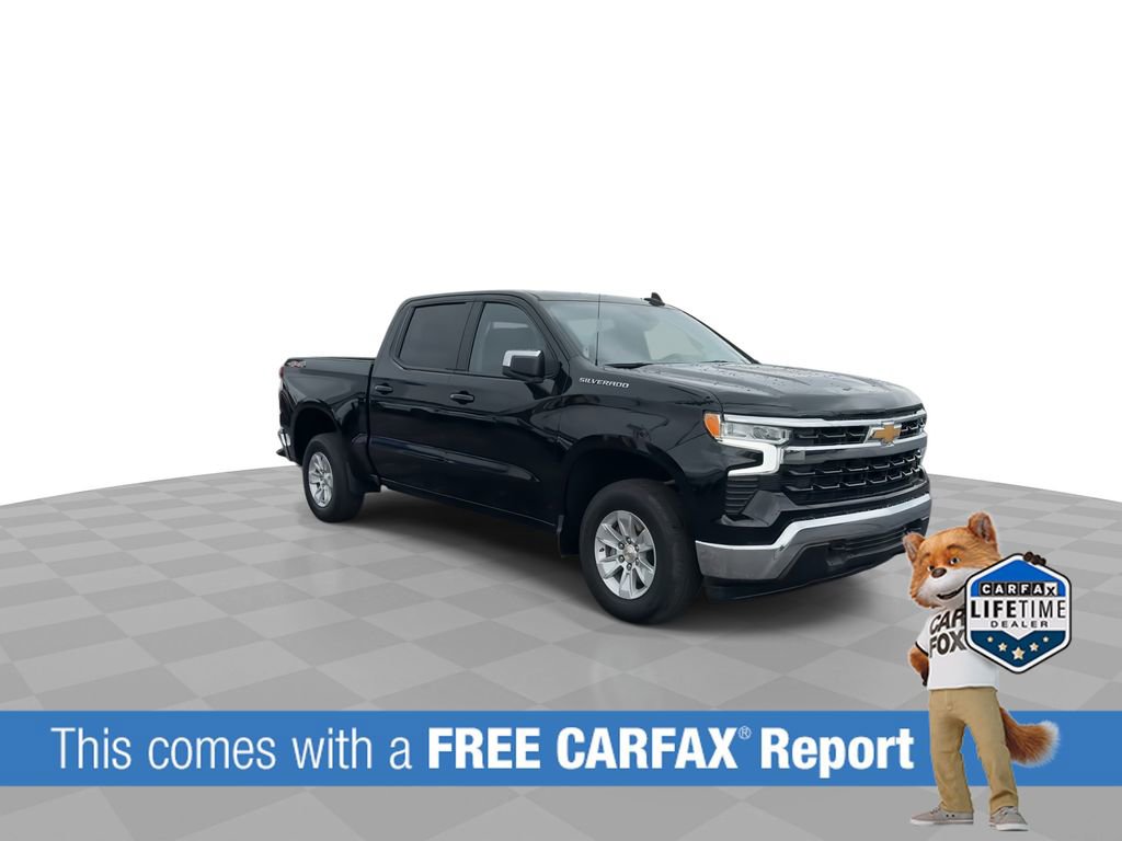 Used 2025 Chevrolet Silverado 1500 LT image 2