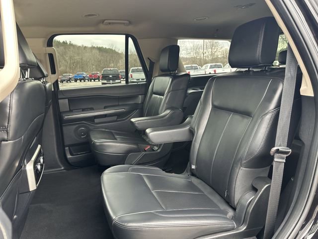 Used 2024 Ford Expedition XLT image 26