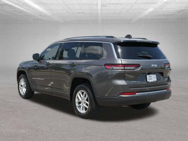 Used 2022 Jeep Grand Cherokee L Laredo w/ Luxury Tech Group I AWD/4WD image 6