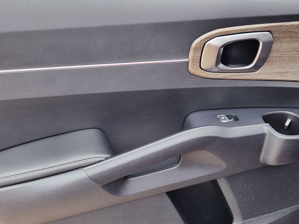 Certified 2023 Kia Sorento X-Line EX image 13