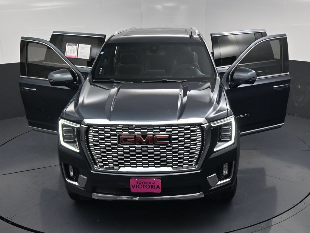 Used 2021 GMC Yukon XL SLT w/ SLT Premium Package RWD image 29