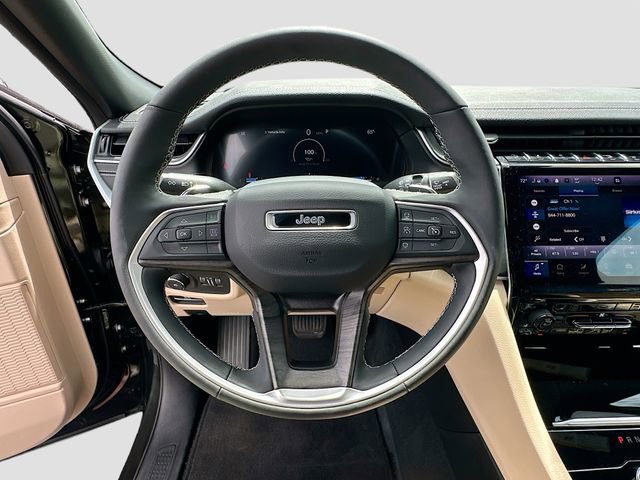 Used 2024 Jeep Grand Cherokee L Limited image 11