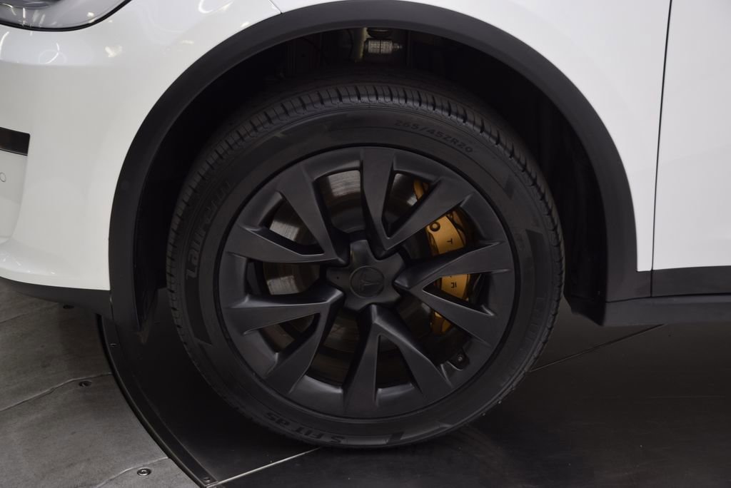 Used 2022 Tesla Model X image 12