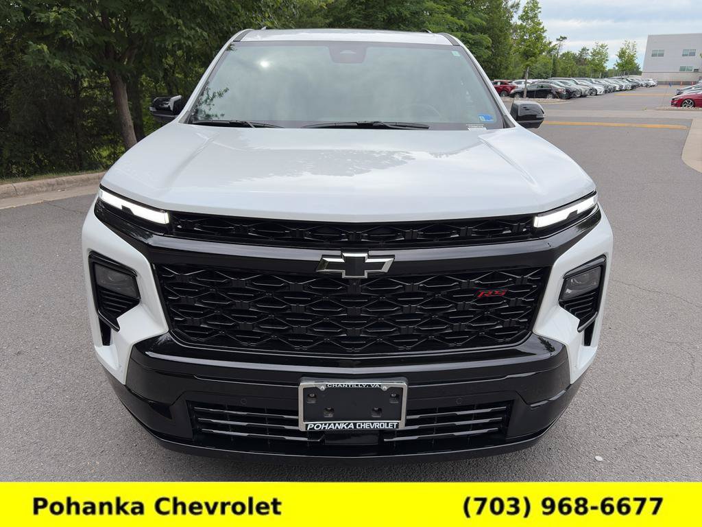 Certified 2024 Chevrolet Traverse RS FWD image 2
