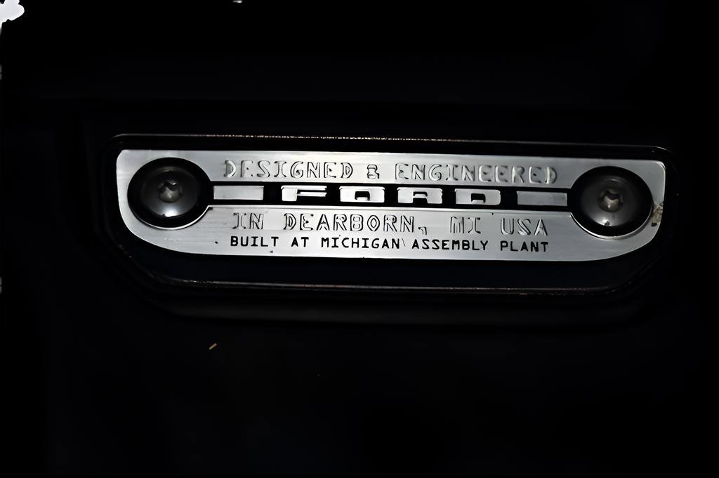 Used 2022 Ford Bronco Badlands image 38