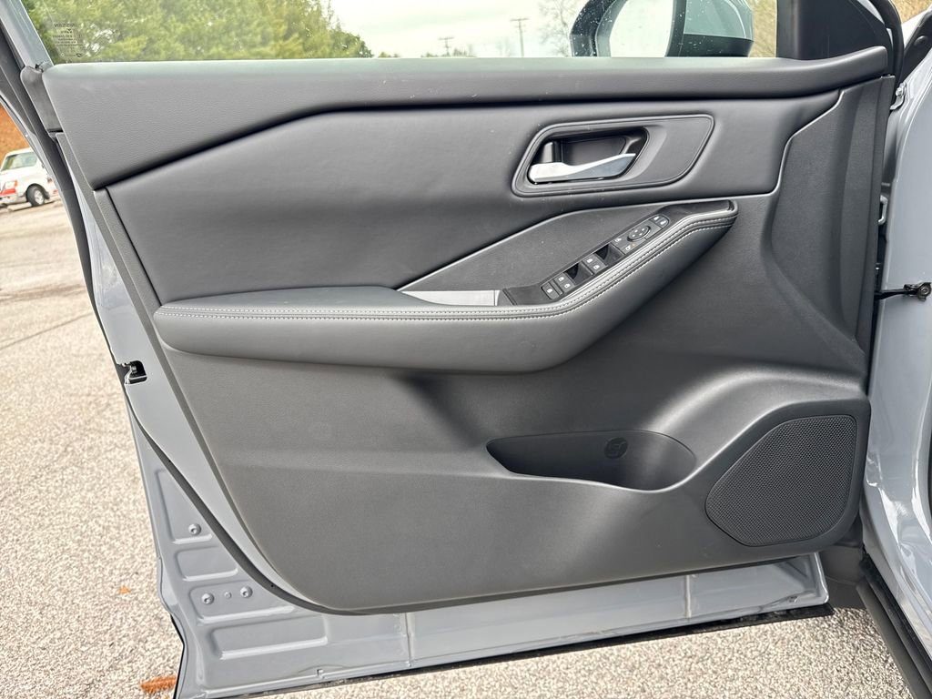 New 2026 Nissan Rogue SV w/ Cold Weather Package image 11