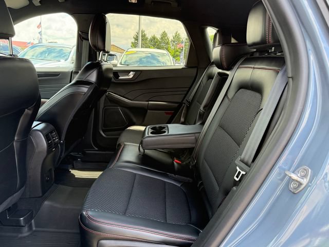 Certified 2024 Ford Escape ST-Line w/ Tech Pack #1 AWD/4WD image 9