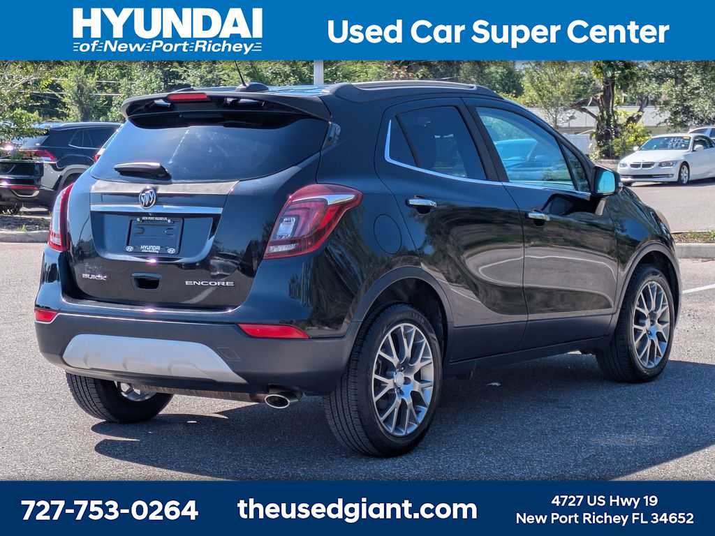 Used 2017 Buick Encore Sport Touring FWD image 5