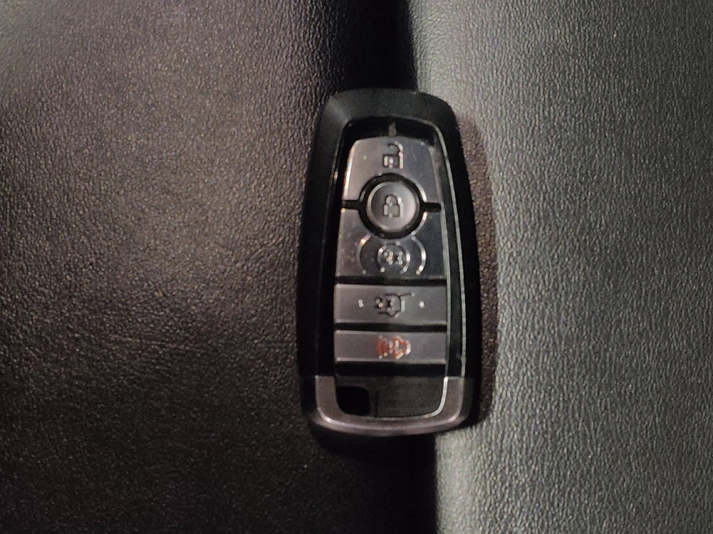 Used 2023 Ford Explorer XLT w/ Equipment Group 202A image 32