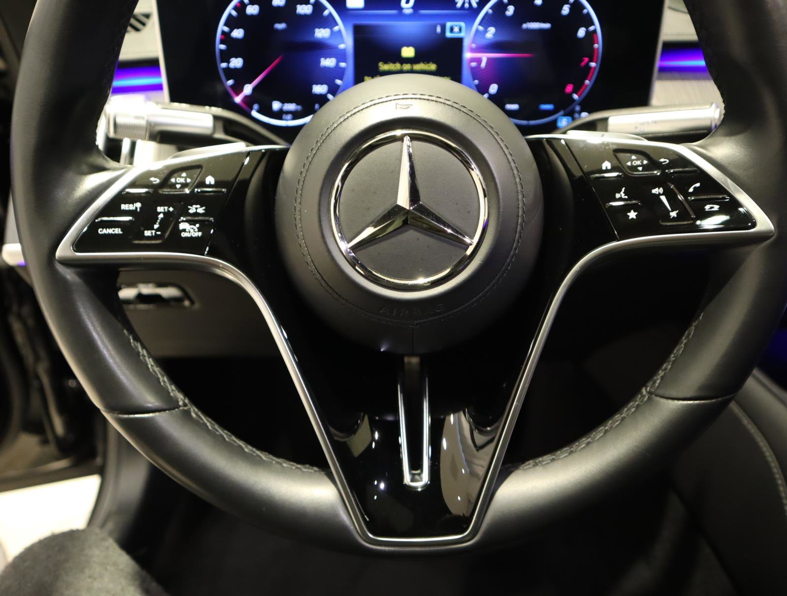 Used 2023 Mercedes-Benz S 580 4MATIC Sedan w/ AMG Line image 31