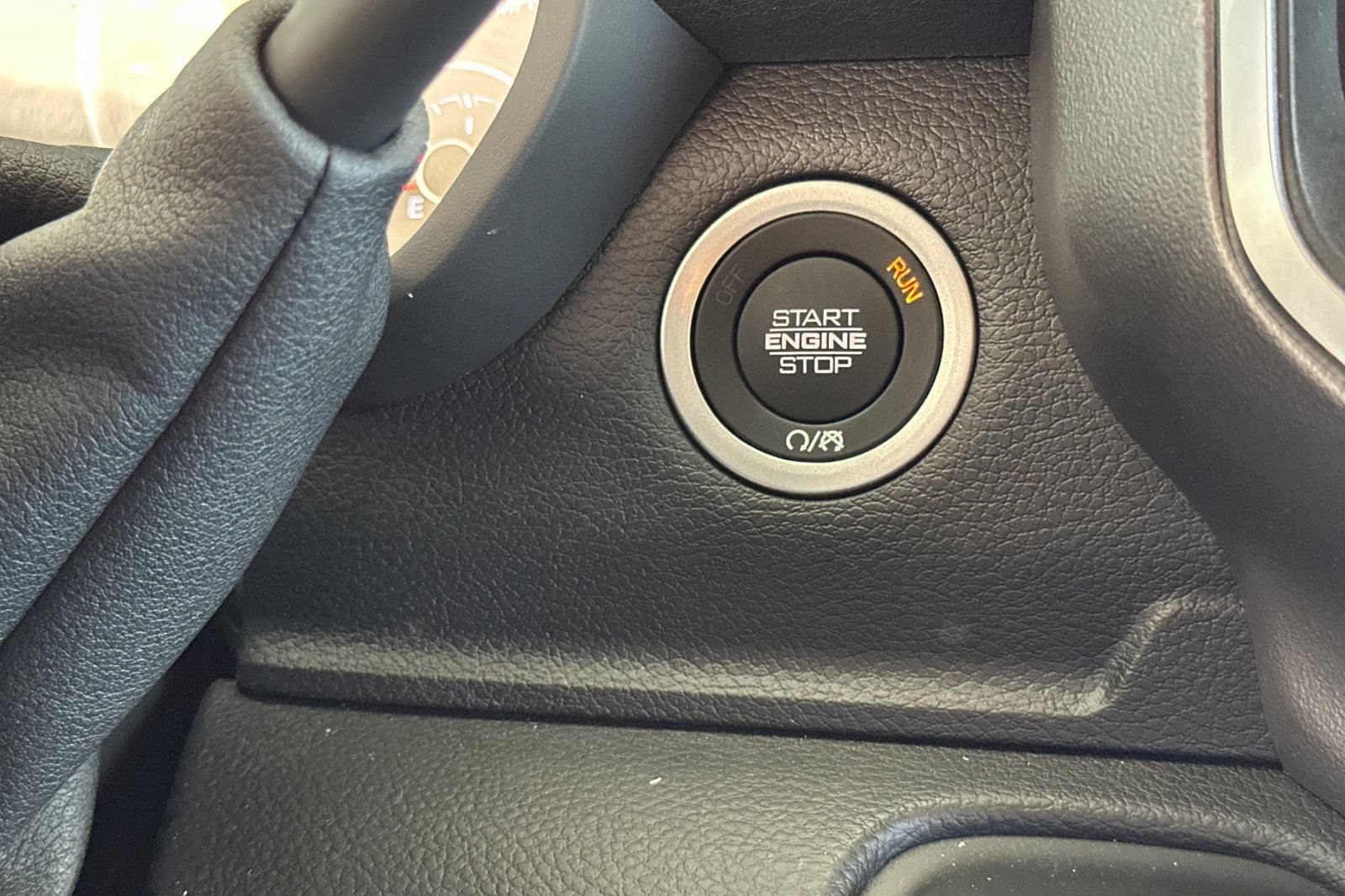 New 2026 RAM 2500 Big Horn AWD/4WD image 23