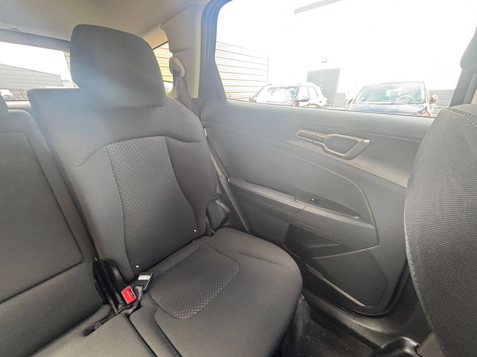 Used 2026 Kia Sportage LX AWD/4WD image 30