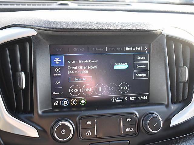 Used 2024 GMC Terrain SLT image 19