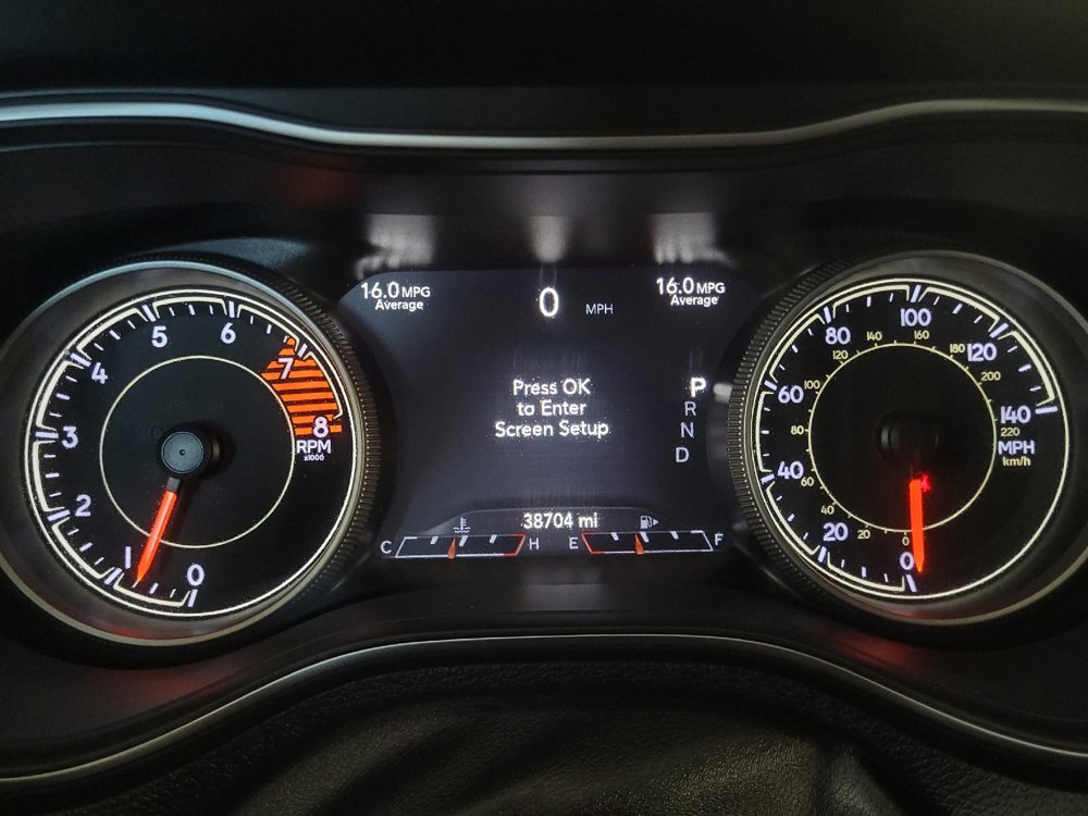 Used 2019 Jeep Cherokee Limited w/ Luxury Group AWD/4WD image 23