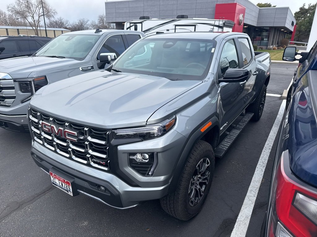 Used 2025 GMC Canyon AT4 image 1