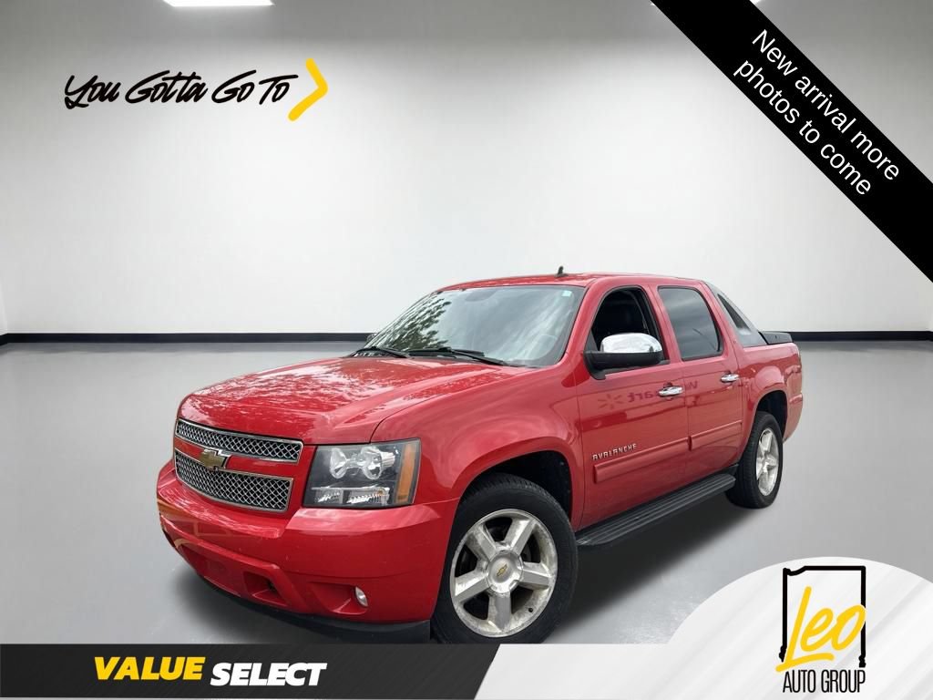 Used 2010 Chevrolet Avalanche LT w/ Luxury Package