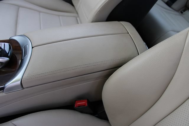 Used 2016 Mercedes-Benz C 300 Sedan image 18
